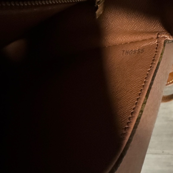 Louis Vuitton Brown Monogram Crossbody Bag - Picture 13 of 13